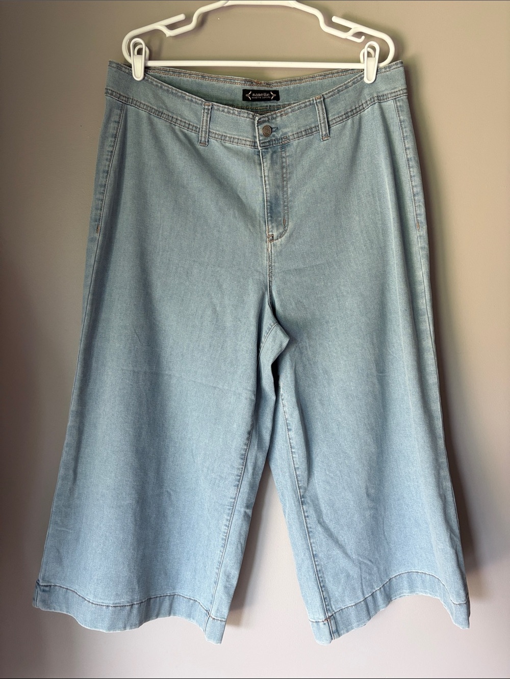 Nanette Lepore Women’s Jolie Super High Rise Wide Crop Jeans